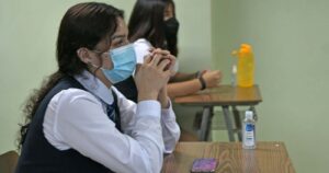 La alegría del primer día de clases se apaga rápidamente