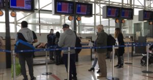 Consejo asesor COVID-19 recomendó extender la cuarentena para los viajeros