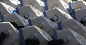 Israel elimina la obligación de utilizar mascarilla en lugares cerrados