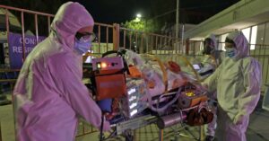 Ministro Paris descarta aumento de letalidad de COVID-19: 