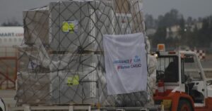 Chile recibe nuevo cargamento con 204 mil dosis de vacunas AstraZeneca