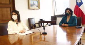 Provoste golpea la mesa tras insistencia de Narváez: 