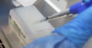 Balance COVID-19: Minsal informó 5.040 casos nuevos y positividad volvió a superar el 10%