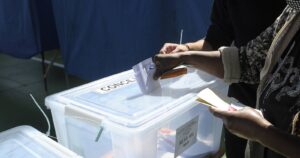 Entre el precipicio y el abismo