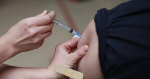 Novavax, la vacuna contra el COVID-19 que ocupa quillay, tiene una eficacia del 90%