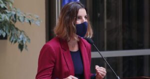 Frente Amplio pedirá paridad de género en directorios de empresas estatales