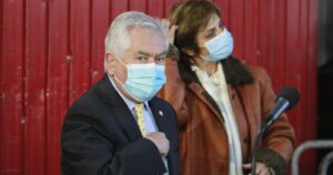 Paris se abrió a modificar el pase de movilidad 