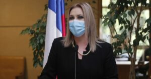 Pamela Jiles presentó proyecto para el retiro del 100% de los fondos de las AFP