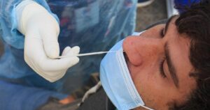 Cuáles son los síntomas de la variante delta del COVID-19