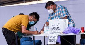 Perú cumple una semana sin saber quién será su nuevo presidente