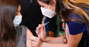 Usach transformará su campus en vacunatorio para jóvenes