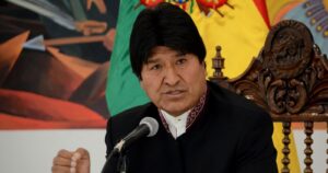 Evo Morales llama 