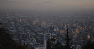 Contagios con COVID-19 podrían aumentar por contaminación invernal
