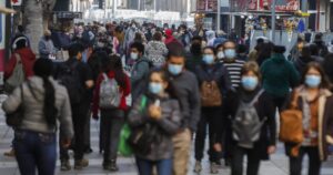 Encuesta Cadem: 44% está a favor de extender el Estado de Excepción