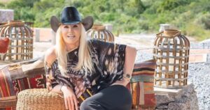 Animadora argentina Susana Giménez está internada por COVID-19