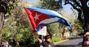 Régimen de Cuba levanta restricción de ingreso de medicamentos y alimentos a la isla