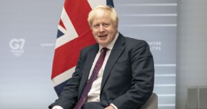 Reino Unido admite que podría llegar a los 100 mil contagios diarios