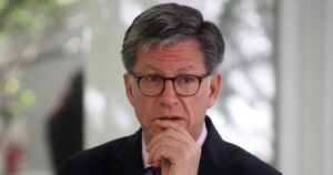 José Miguel Vivanco cuestiona a Bachelet: 