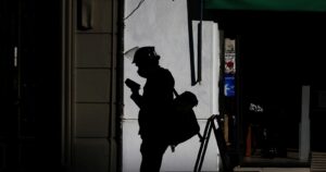 OCDE: Chile volvería a las tasas de empleo previas a la pandemia en 2024