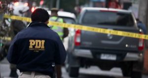 Asesinan a hombre de seis disparos tras celebración en Macul