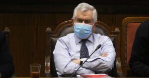 Cámara de Diputados aprobó interpelación al ministro Enrique Paris