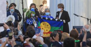 Piñera felicitó a Elisa Loncon: 