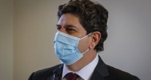 Gobierno dejó sin efecto decreto que recortaba presupuesto a los gobernadores regionales