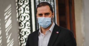 Gobierno condena dichos de Jorge Baradit y los califica de 