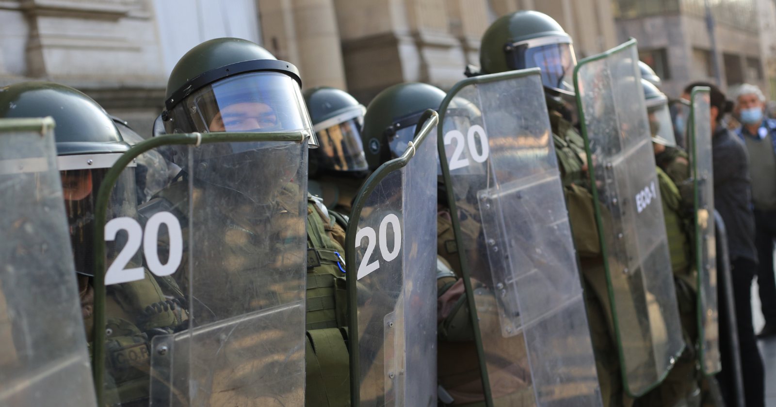 Carabineros detención constituyentes