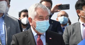 Paris respalda entrega de dosis de refuerzo 