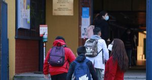 Este lunes comenzó el retorno voluntario a las clases presenciales
