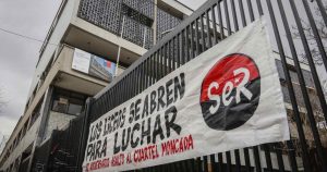 Estudiantes se tomaron el Instituto Nacional tras inicio del segundo semestre