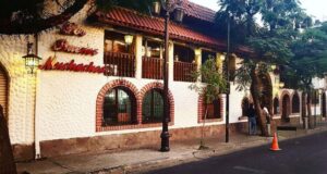 Los Buenos Muchachos dice adiós: tradicional restaurante pone a la venta local de Santiago