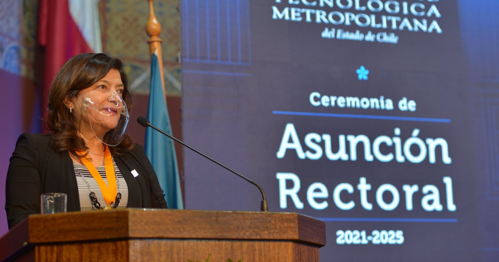 rectora UTEM
