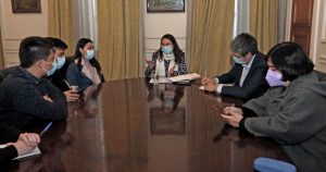 Alcaldesa Hassler se reunió con Centro de Estudiantes del Instituto Nacional