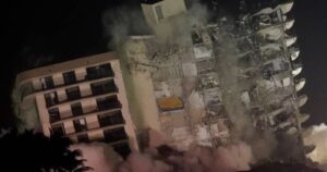 Demuelen restos del edificio derrumbado en Miami ante llegada de tormenta Elsa