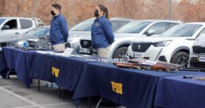 Hermana de Esteban Paredes participaba en desarticulada banda que robaba y clonaba autos