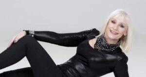 Revelan la causa de muerte de la cantante de Raffaella Carrà