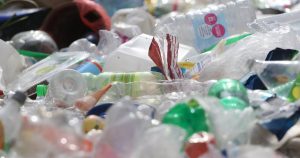 Abordar integralmente los problemas medioambientales