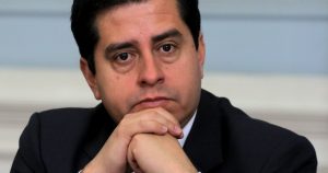 Presidente de comisión de Constitución aclaró que indulto se votaría a mediados de agosto