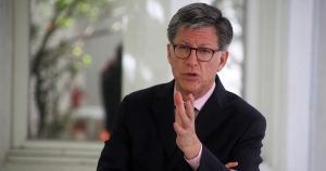 Director de HRW insiste que en Chile no hay presos políticos: 