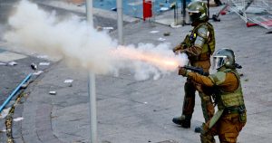 Corte ordena reabrir caso de menor que recibió lacrimógena en la boca