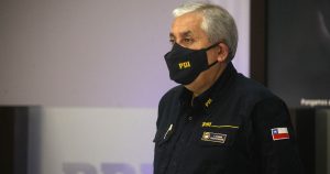 CDE presenta querella contra ex director PDI Héctor Espinosa por diversos delitos