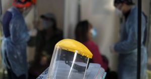 Informe epidemiológico: casos activos bajaron de los 10 mil por primera vez desde mayo de 2020