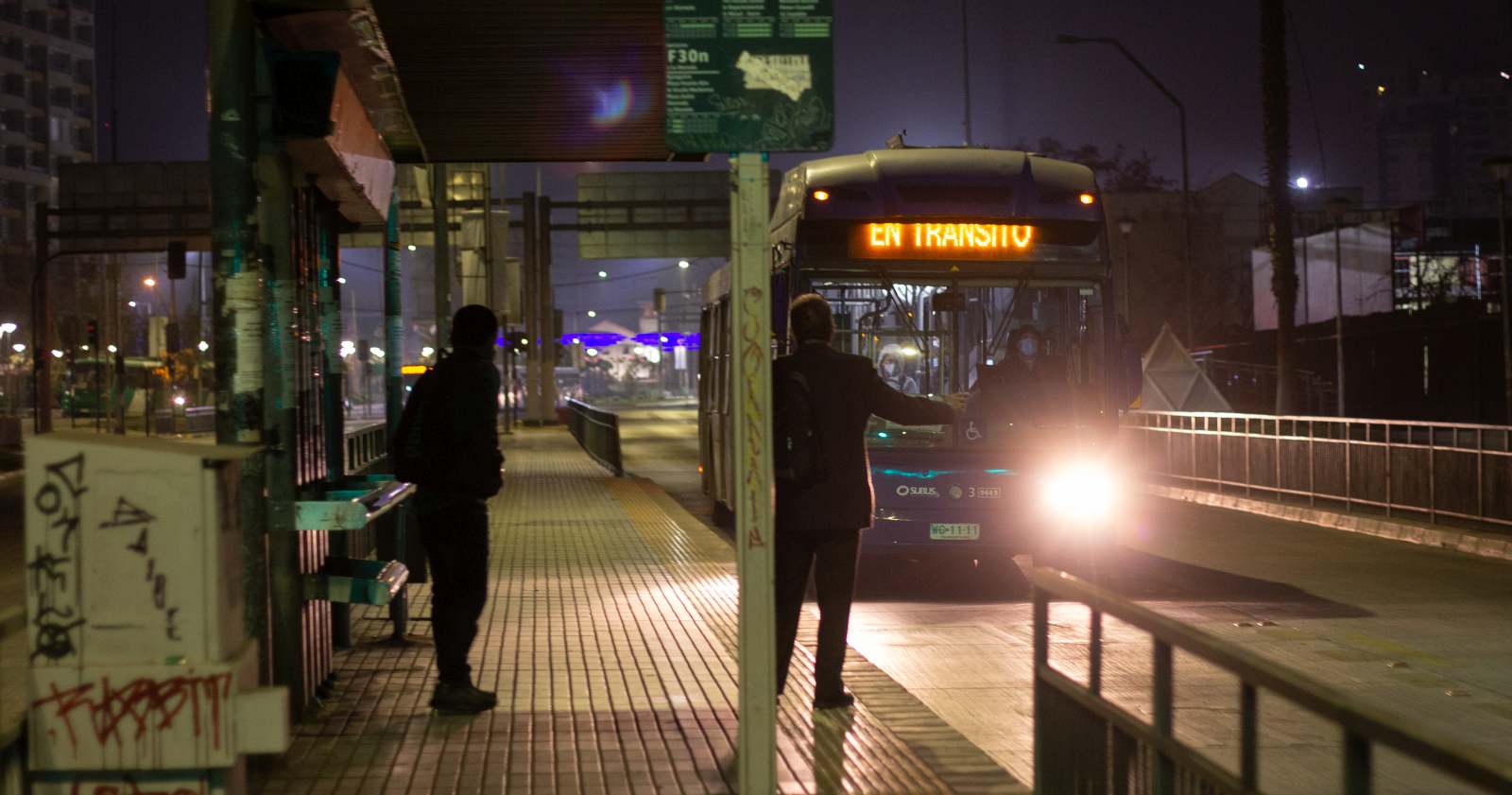 transporte público toque queda
