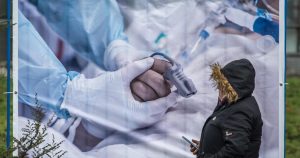 Vacunación, testeo y manejo hospitalario: el balance de ICOVID tras un año de seguimiento de la pandemia