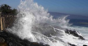 Armada pronostica marejadas anormales desde Corral hasta Coquimbo