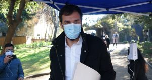 Tomás Vodanovic acusa falta de recursos para el retorno a clases en Maipú