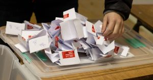 Gobierno presenta proyecto para fomentar participación en próximas elecciones