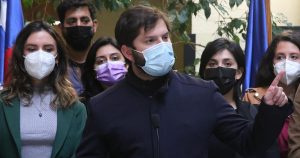 Desde Jackson a Karol Cariola: Apruebo Dignidad define equipo político de Gabriel Boric